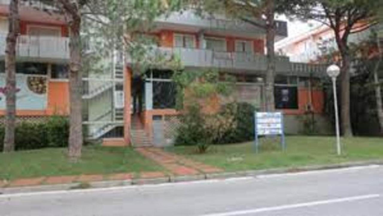 Apartment Enjoy Your Only 100m From The Sea - Beahost