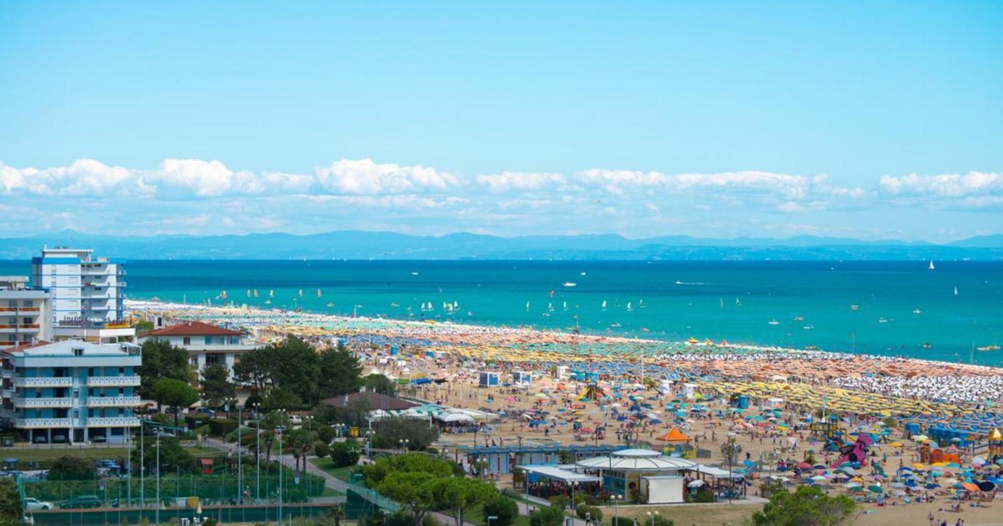 Apartment Enjoy Your Only 100m From The Sea - Beahost *